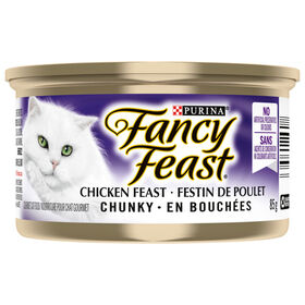 Chicken chunks wet food for adult cats